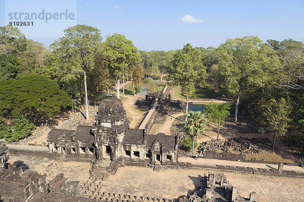 Ausblick von der Spitze des Baphuon-Tempels  Angkor Thom  Siem Reap  Kambodscha