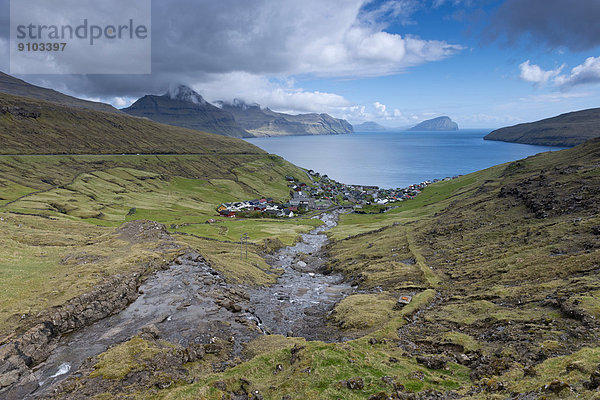 Die Ortschaft Kvívík  Streymoy  Färöer-Inseln  Dänemark