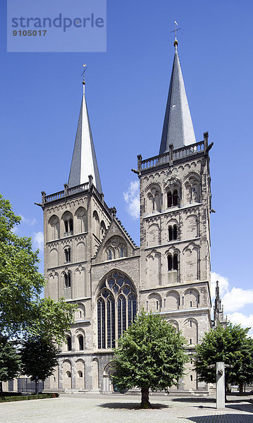 Xantener Dom oder Dom St. Viktor  Xanten  Niederrhein  Nordrhein-Westfalen  Deutschland