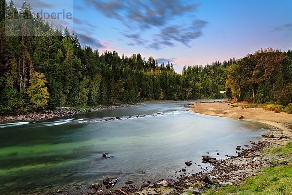 Strand  Morgen  Tal  früh  Slocan Valley  British Columbia