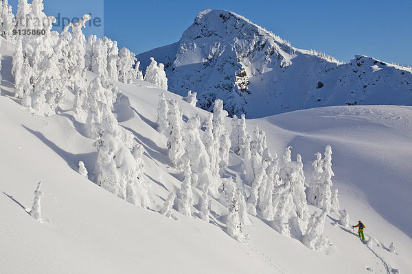 Berg  Snowboardfahrer  Urlaub  unbewohnte  entlegene Gegend