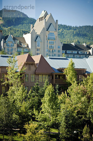 Berg  4  Hotel  Ansicht  Whistler Mountain  Jahreszeit