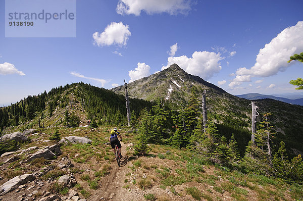 Berg  folgen  radfahren  Berggipfel  Gipfel  Spitze  Spitzen  vorwärts  7  sieben  British Columbia  Kanada