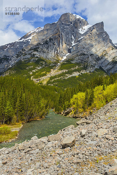 Hintergrund  Fluss  Berg  Kananaskis Country  Alberta  Kanada