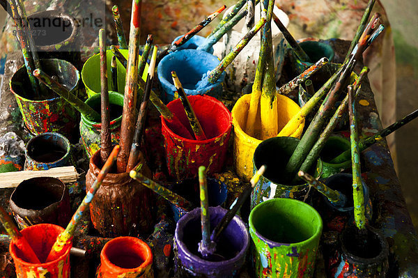 Pinsel  Produktion  Souvenir  Laden  Bürste  Farbe  Farben  Ecuador  bemalen