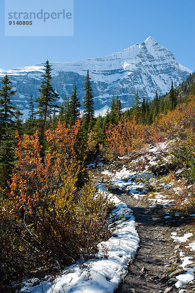 Berg  folgen  See  British Columbia