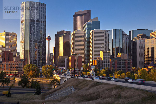 Skyline  Skylines  Straße  Ansicht  Calgary  Kanada
