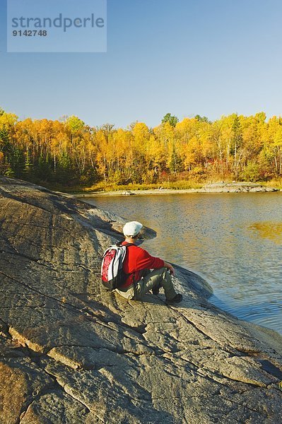 Felsbrocken  Entspannung  Fluss  wandern  vorwärts  Kanada  Manitoba  Winnipeg