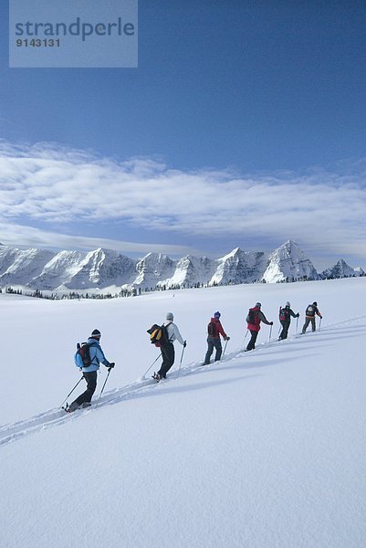 Berg  Wiese  Ski  British Columbia  Kanada  Linie