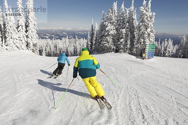 sternförmig  Berg  Skifahrer  Urlaub  Silber  British Columbia  Kanada