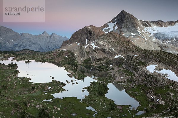 hoch  oben  Ländliches Motiv  ländliche Motive  Rocky Mountains  British Columbia  Kanada