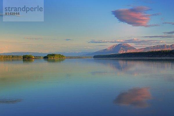 Berg  Wolke  Sonnenaufgang  Spiegelung  Fluss  Spitzkoppe Afrika  Kanada  Northwest Territories