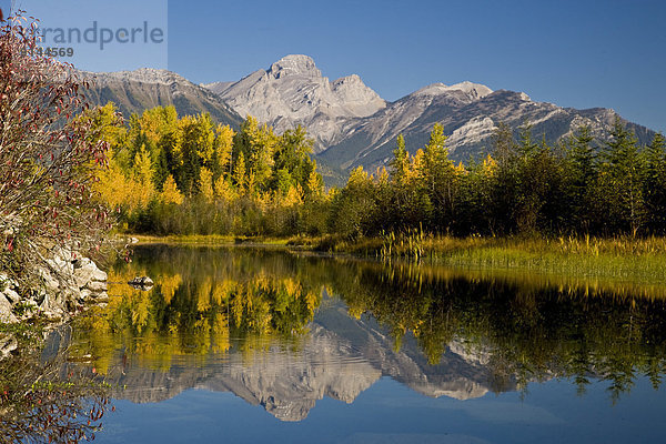 Schwester  Herbst  3  Fernie  British Columbia  Kanada  Teich