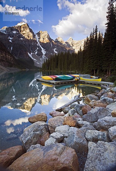 Moraine Lake  Banff Nationalpark  Alberta  Kanada