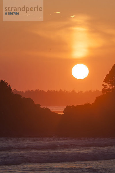 Tag Sonnenuntergang Markierung zeigen klecksen Bucht British Columbia Kanada Vancouver Island