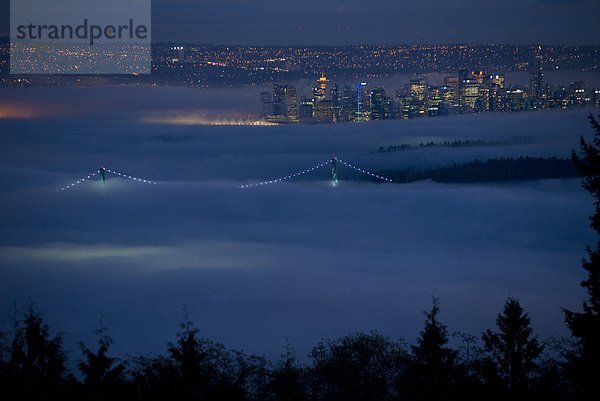 Nacht  Brücke  Nebel  Eingang  British Columbia  Kanada  Innenstadt  Vancouver