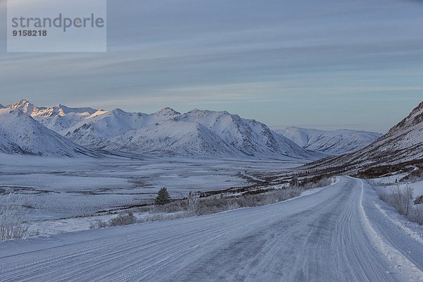 Wind  Tal  Bundesstraße  Seitenansicht  links  Yukon