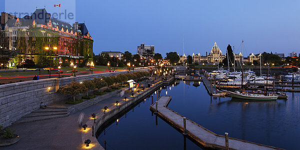 Hotel Empress bei Nacht  Victoria Harbour  Vancouver Island  Kanada