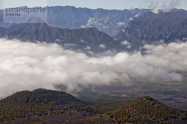 Vulkankrater im Nationalpark Caldera de Taburiente  La Palma  Kanarische Inseln  Spanien