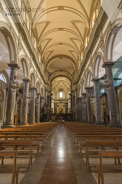 Innenansicht der Kirche San Domenico  Palermo  Sizilien  Italien