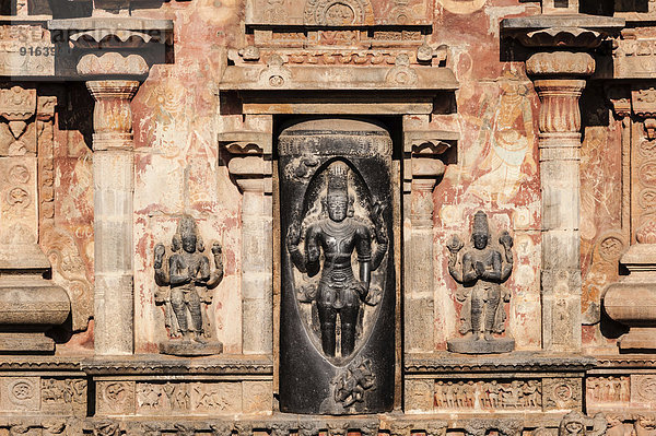 Indische Götter  Flachrelief  Airavatesvara-Tempel  Darasuram  Tamil Nadu  Indien