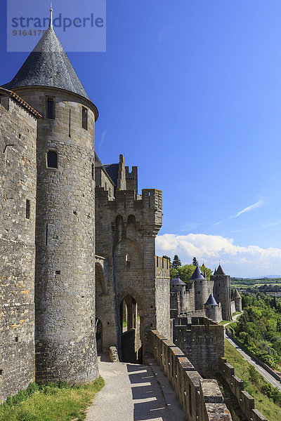 Chateau Comtal  Mittelalterliche Festungsanlage Carcassonne  Cite de Carcassonne  Carcassonne  Département Aude  Languedoc-Roussillon  Frankreich