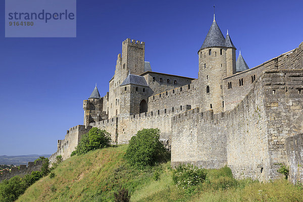 Wehrtürme der mittelalterlichen Festungsanlage Carcassonne  Chateau Comtal  Cite de Carcassonne  Carcassonne  Département Aude  Languedoc-Roussillon  Frankreich