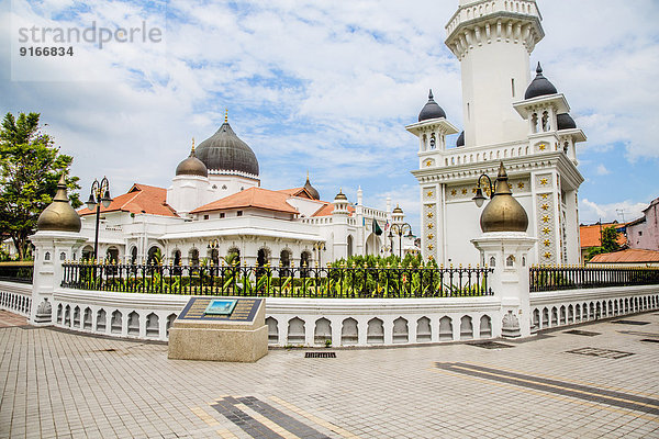 Kapitan Keling Mosque under blue sky  George Town  Penang  Malaysia