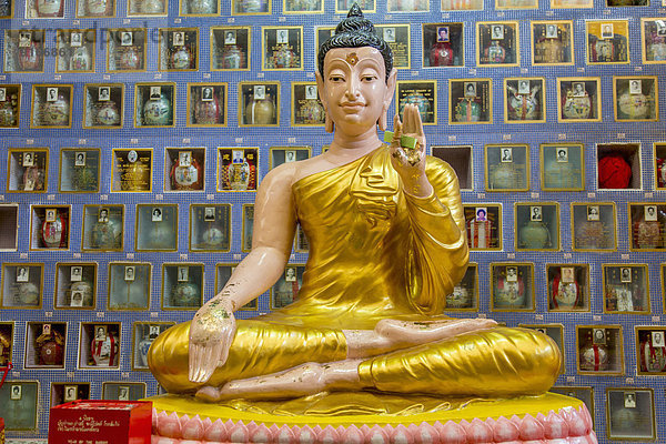 Buddha statue in Wat Chayamangkalaram temple  George Town  Penang  Malaysia