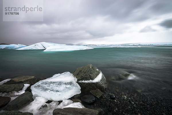 Iceland  Ice at the glacier lake of Jokurlsarlon
