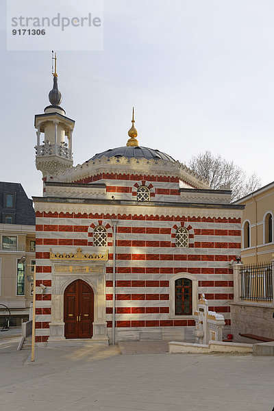 Turkey  Istanbul  Sirkeci  Small mosque