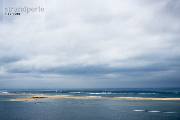 France  Aquitaine  Gironde  Pyla sur Mer  Dune du Pilat  Bassin d'Arcachon with oyster farming