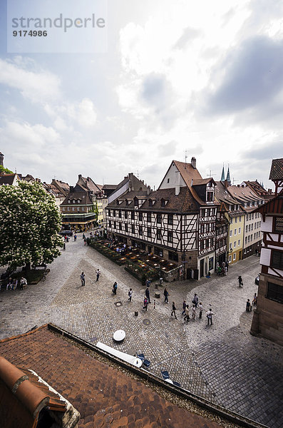 Deutschland  Bayern  Nürnberg  Ortsansicht und typisches Gasthaus von oben