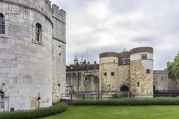 Great Britain  England  London  Tower of London  Byward Tower and Middle Tower