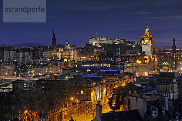 UK  Schottland  Edinburgh  Stadtansicht mit Edinburgh Castle