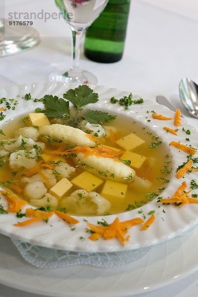 Traditionelle westfälische Suppe im Restaurant