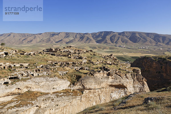 Türkei  Anatolien  Hasankeyf  Ruinen auf dem Festungshügel Kale