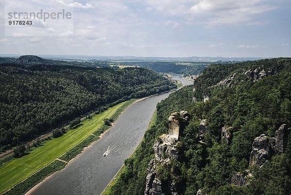 Deutschland  Sachsen  Sächsische Schweiz  Sandsteinformationen an der Elbe