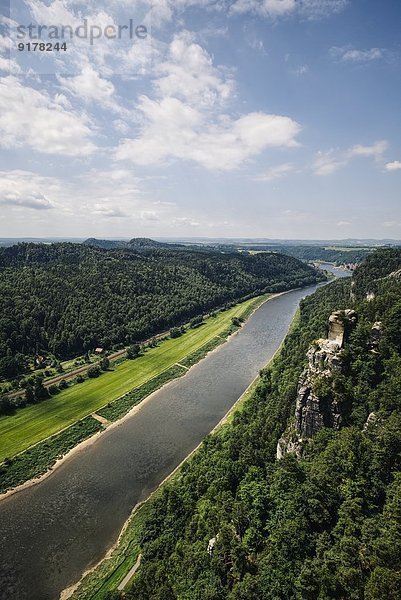 Deutschland  Sachsen  Sächsische Schweiz  Sandsteinformationen an der Elbe