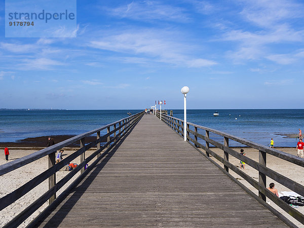 Deutschland  Schleswig-Holstein  Scharbeutz  Pier