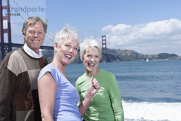 Senior Senioren Europäer Freundschaft Vereinigte Staaten von Amerika USA lächeln