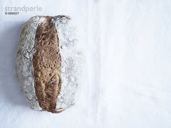 Brot Brotlaib weiß Hintergrund