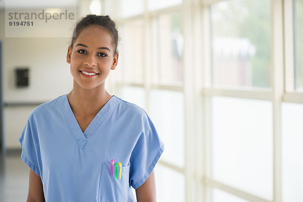 Porträt einer Krankenschwester lächelnd