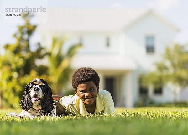 Portrait Junge - Person Hund 5-9 Jahre 5 bis 9 Jahre