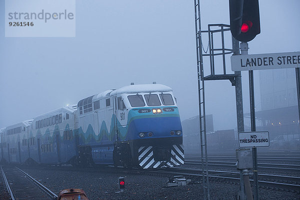 Nebel Haltestelle Haltepunkt Station Zug