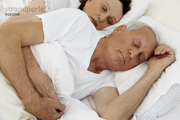 Senior Senioren Bett schlafen