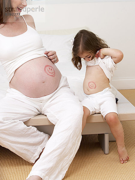 Europäer Zeichnung Schwangerschaft Mädchen Mutter - Mensch