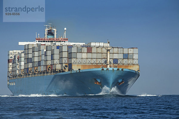 Spanien  Andalusien  Tarifa  Containerschiff