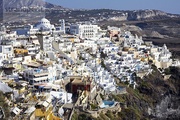 Griechenland  Kykladen  Santorini  Blick nach Fira