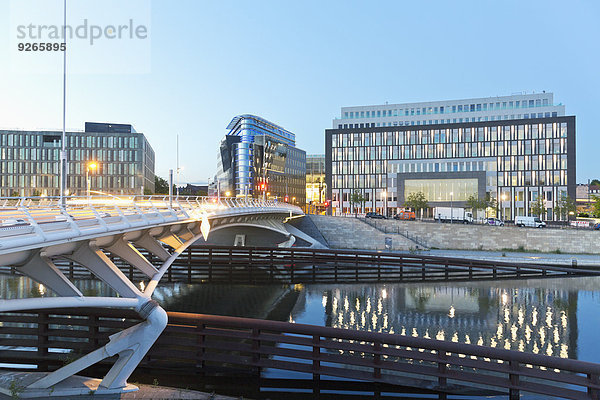 Deutschland  Berlin  Blick auf die BMW Stiftung Herbert Quandt und Bundespressekonferenz